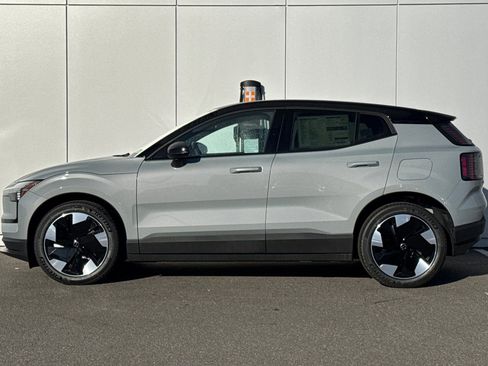 New 2026 Volvo EX30 Plus w/ Climate Package AWD/4WD image 2