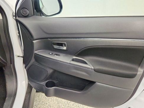 Used 2024 Mitsubishi Outlander Sport AWD image 23