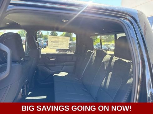 New 2026 RAM 1500 Express AWD/4WD image 18