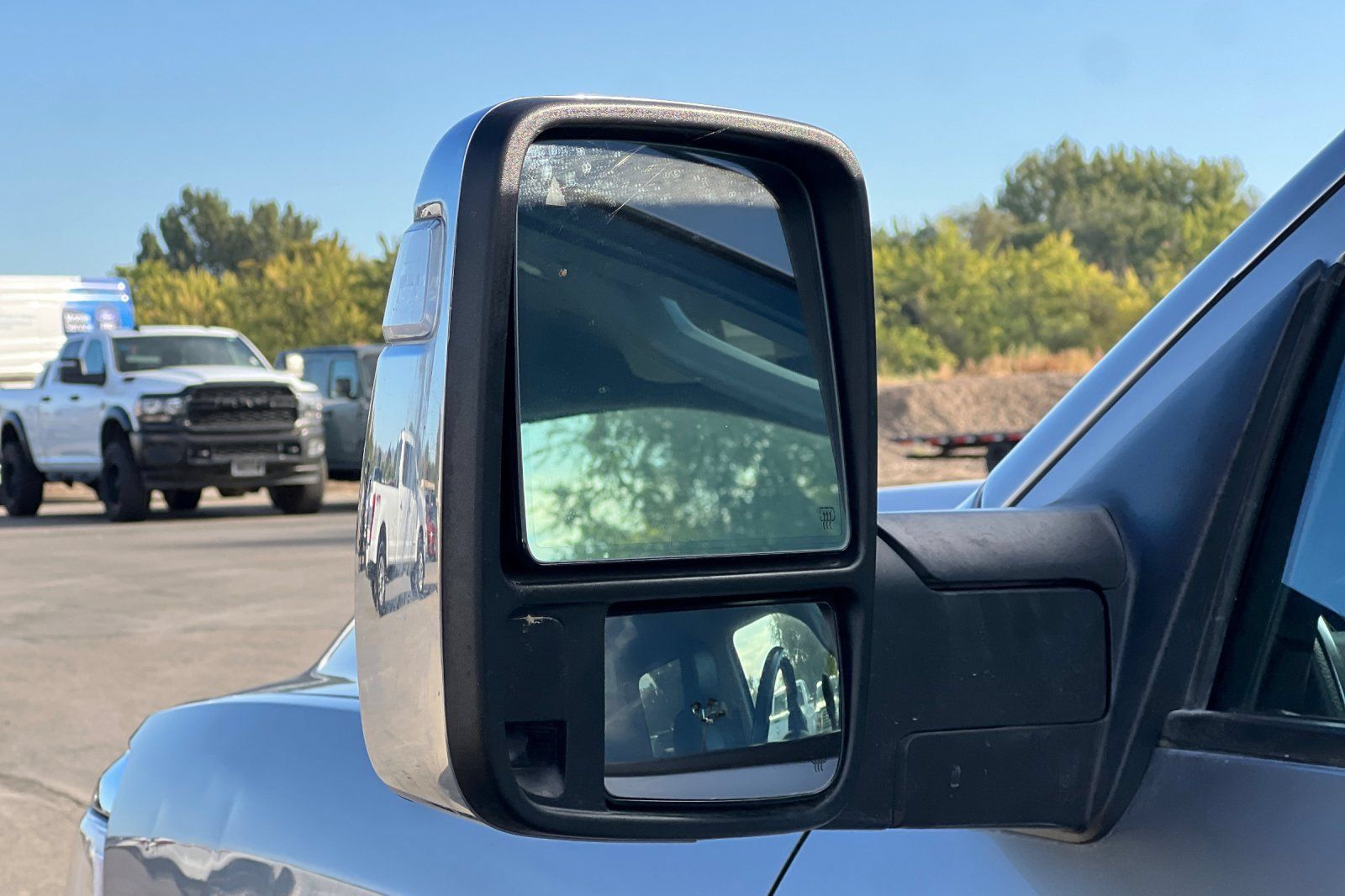 Used 2024 RAM 3500 Laramie w/ Safety Group AWD/4WD image 29