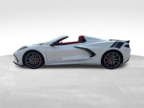 Used 2024 Chevrolet Corvette Stingray Premium Conv w/ Z51 Performance Package RWD image 15