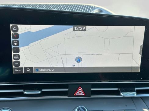 Used 2023 Hyundai Elantra SEL w/ Convenience Package image 20