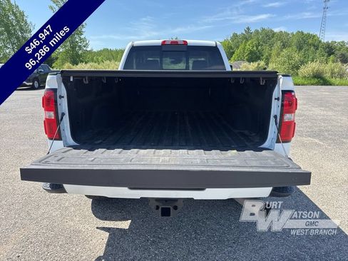 Used 2019 GMC Sierra 2500 Denali w/ Duramax Plus Package AWD/4WD image 6