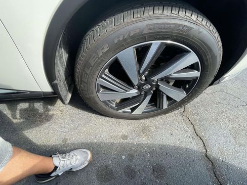 Used 2023 Nissan Murano SL w/ SL Moonroof Package image 25