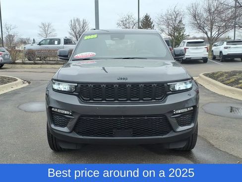 Used 2025 Jeep Grand Cherokee Limited w/ Black Appearance Package RWD image 2