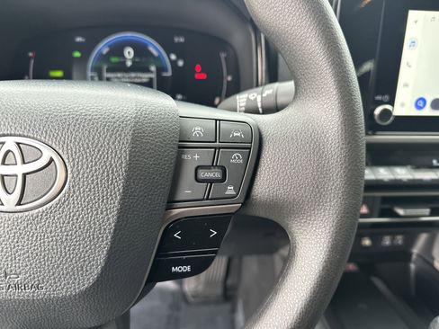 Certified 2025 Toyota Camry LE image 20