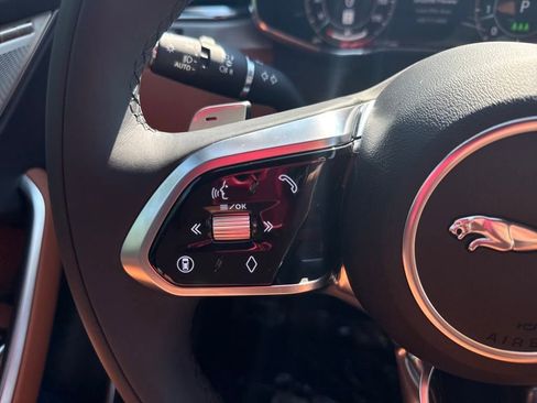 New 2026 Jaguar F-PACE R-Dynamic S image 20