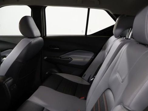 Used 2023 Nissan Kicks SR w/ SR Premium Package image 30