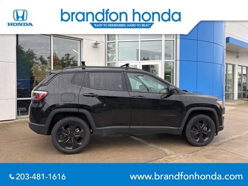 Used 2021 Jeep Compass Latitude AWD/4WD image 6