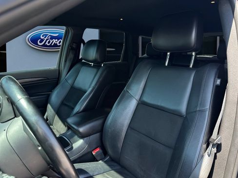 Used 2021 Jeep Grand Cherokee Laredo X RWD image 11