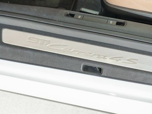 Certified 2022 Porsche 911 Carrera 4S AWD/4WD image 12