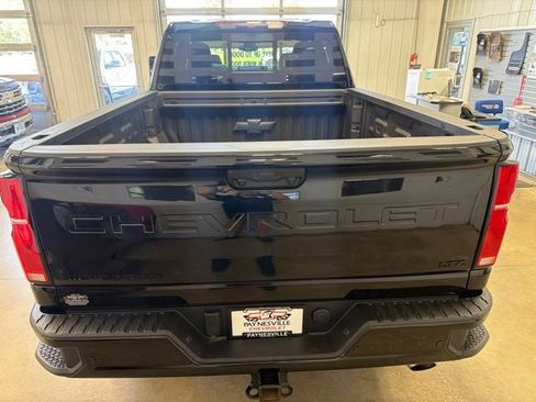 Used 2025 Chevrolet Silverado 3500 LTZ w/ LTZ Plus Package AWD/4WD image 5