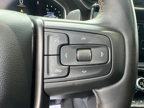 Used 2024 GMC Sierra 1500 AT4 w/ AT4 Premium Package AWD/4WD image 32
