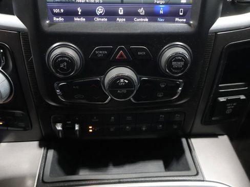 Used 2018 RAM 1500 Limited image 28