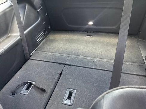 Used 2019 Chevrolet Traverse LT FWD image 10