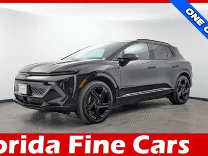 Used 2025 Chevrolet Equinox EV RS w/ Convenience Package II