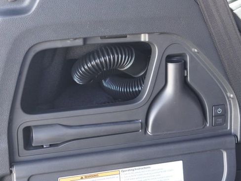 Used 2018 Honda Odyssey Elite image 53