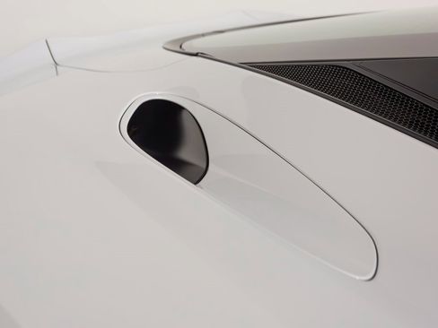 Used 2022 McLaren GT image 35