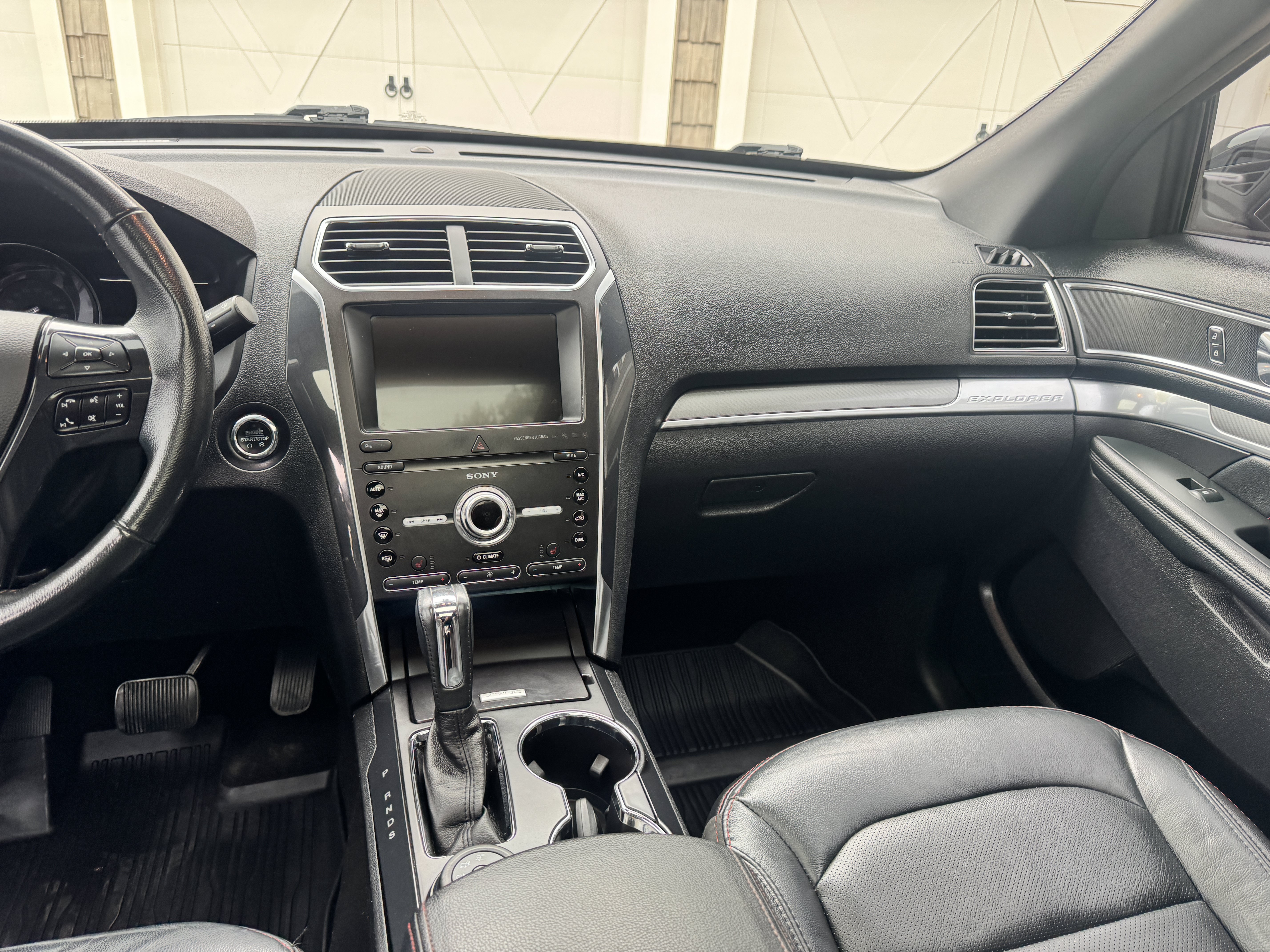Used 2019 Ford Explorer Sport w/ Ford Safe & Smart Package AWD/4WD image 15