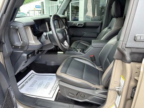 Used 2025 Ford Bronco Outer Banks AWD/4WD image 14
