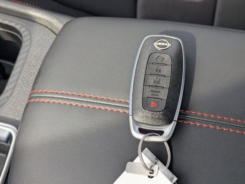 New 2025 Nissan Sentra SR image 32