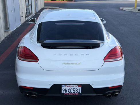 Used 2014 Porsche Panamera S RWD image 9