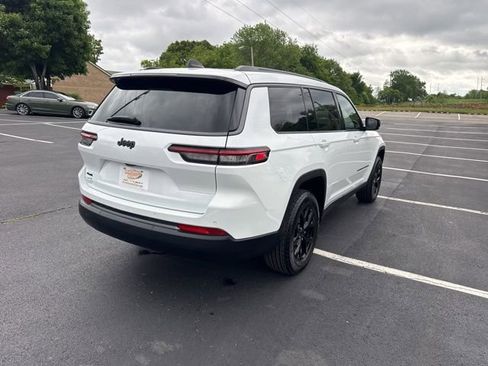 New 2026 Jeep Grand Cherokee L 4WD image 7