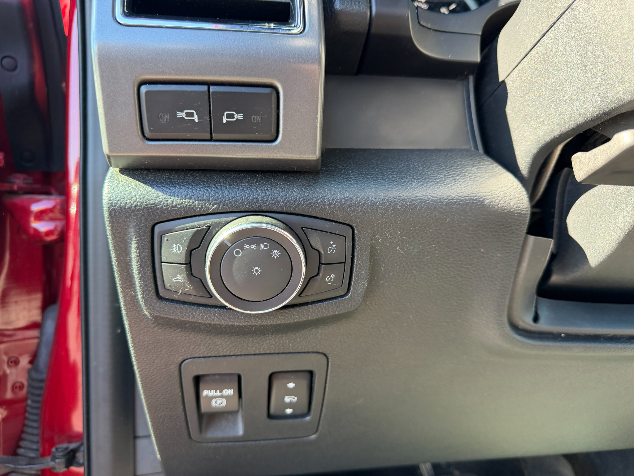 Used 2020 Ford F150 XLT w/ Equipment Group 302A Luxury AWD/4WD image 37