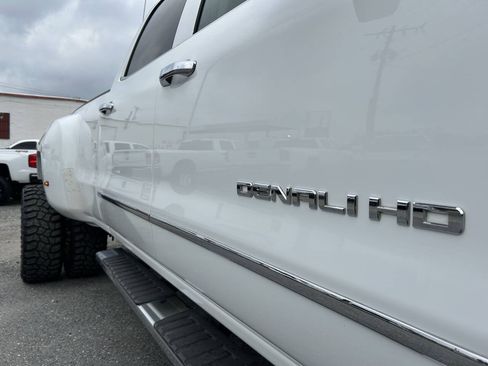 Used 2015 GMC Sierra 3500 Denali w/ Duramax Plus Package AWD/4WD image 14
