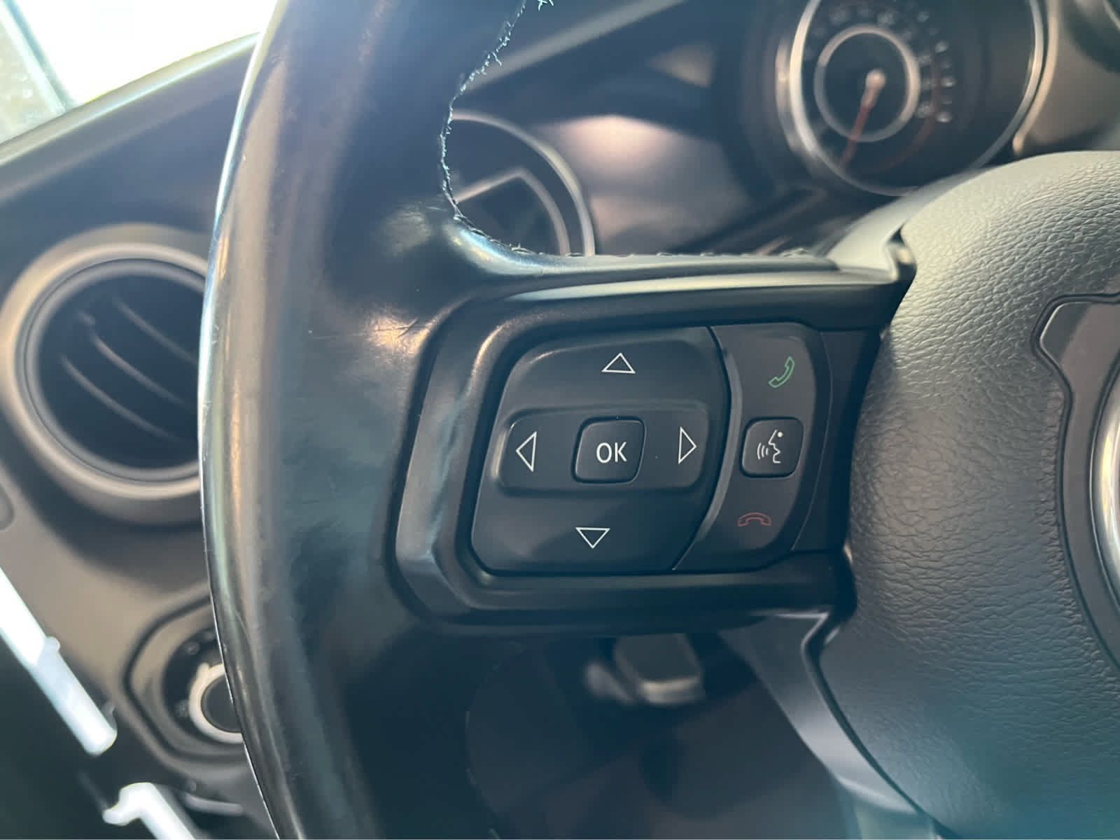 Used 2021 Jeep Wrangler Sport AWD/4WD image 21