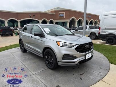 Used 2024 Ford Edge SE w/ Black Appearance Package