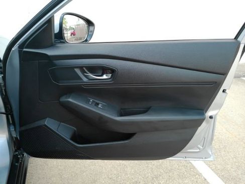Used 2025 Honda Accord LX image 19
