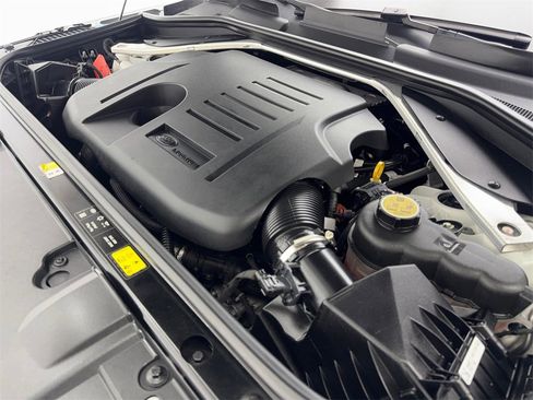 Used 2023 Land Rover Range Rover SE image 75