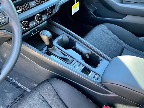 Used 2025 Honda Accord SE image 16