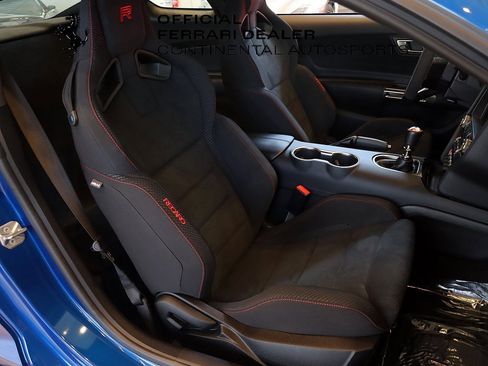 Used 2017 Ford Mustang Shelby GT350R w/ GT350R Equipment Group 920A image 19