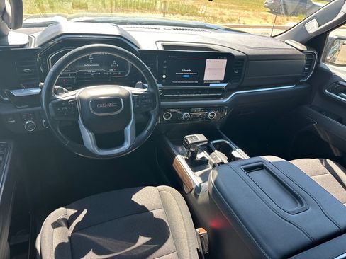 Used 2022 GMC Sierra 1500 Elevation image 22