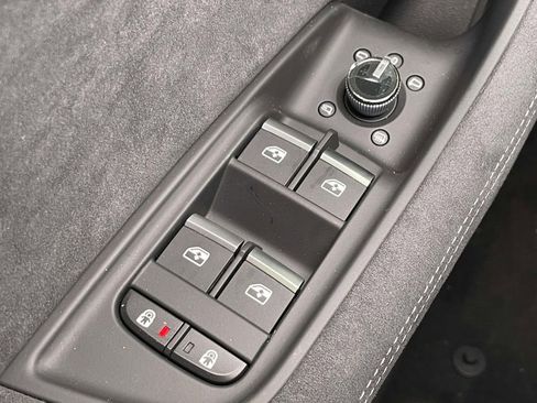 New 2026 Audi RS Q8 performance image 38