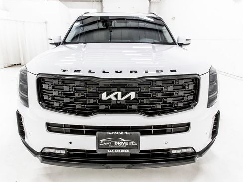 Used 2022 Kia Telluride SX w/ SX Prestige Package AWD/4WD image 9