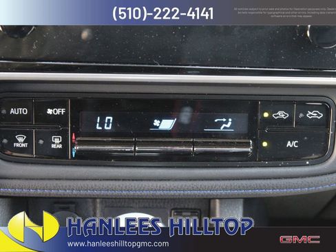 Used 2017 Toyota Corolla SE w/ Carpet Mat Package (TMS) FWD image 21