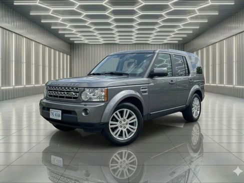 Used 2011 Land Rover LR4 HSE LUX AWD/4WD image 6
