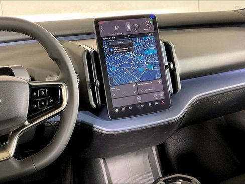 New 2026 Volvo EX30 Plus w/ Protection Package image 5