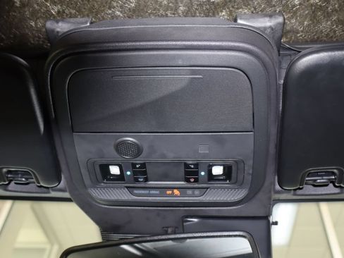 Used 2024 Ford Bronco Outer Banks AWD/4WD image 30