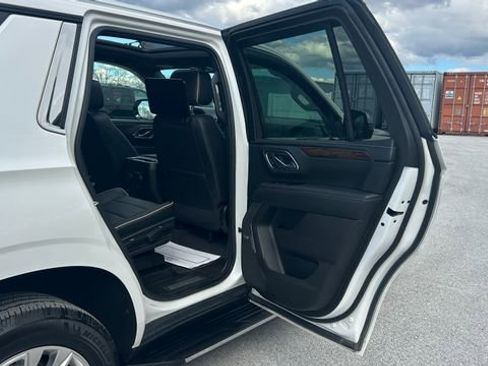 Certified 2021 Chevrolet Tahoe Premier w/ Premium Package AWD/4WD image 46