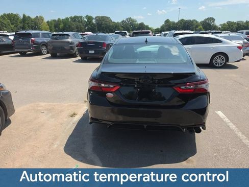 Used 2023 Toyota Camry SE w/ Convenience Package FWD image 5