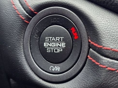 Used 2023 Dodge Durango GT AWD/4WD image 9