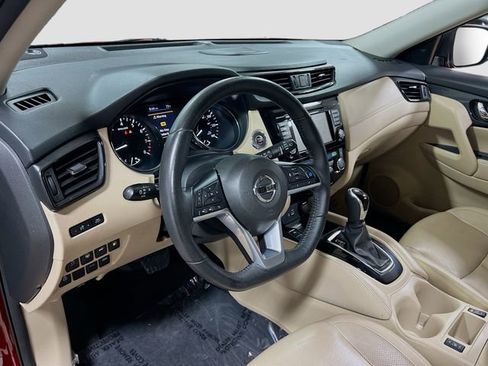 Used 2019 Nissan Rogue SL image 9