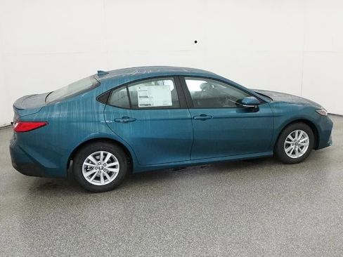 New 2026 Toyota Camry LE image 10