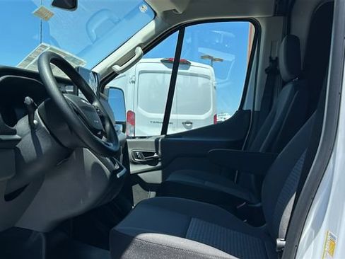 New 2026 Ford Transit 250 148 Medium Roof w/ Load Area Protection Package RWD image 16
