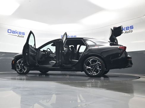 Used 2026 Kia K5 GT-Line image 61