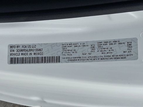 Used 2024 RAM 2500 Tradesman w/ Chrome Appearance Group image 26